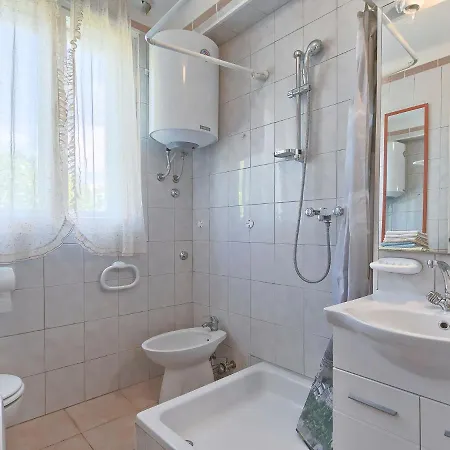 Nona By Interhome * Umag